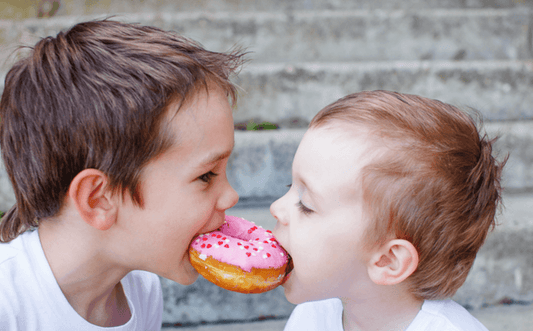 How to teach the art of sharing to your stubborn little one - Pompom Prints